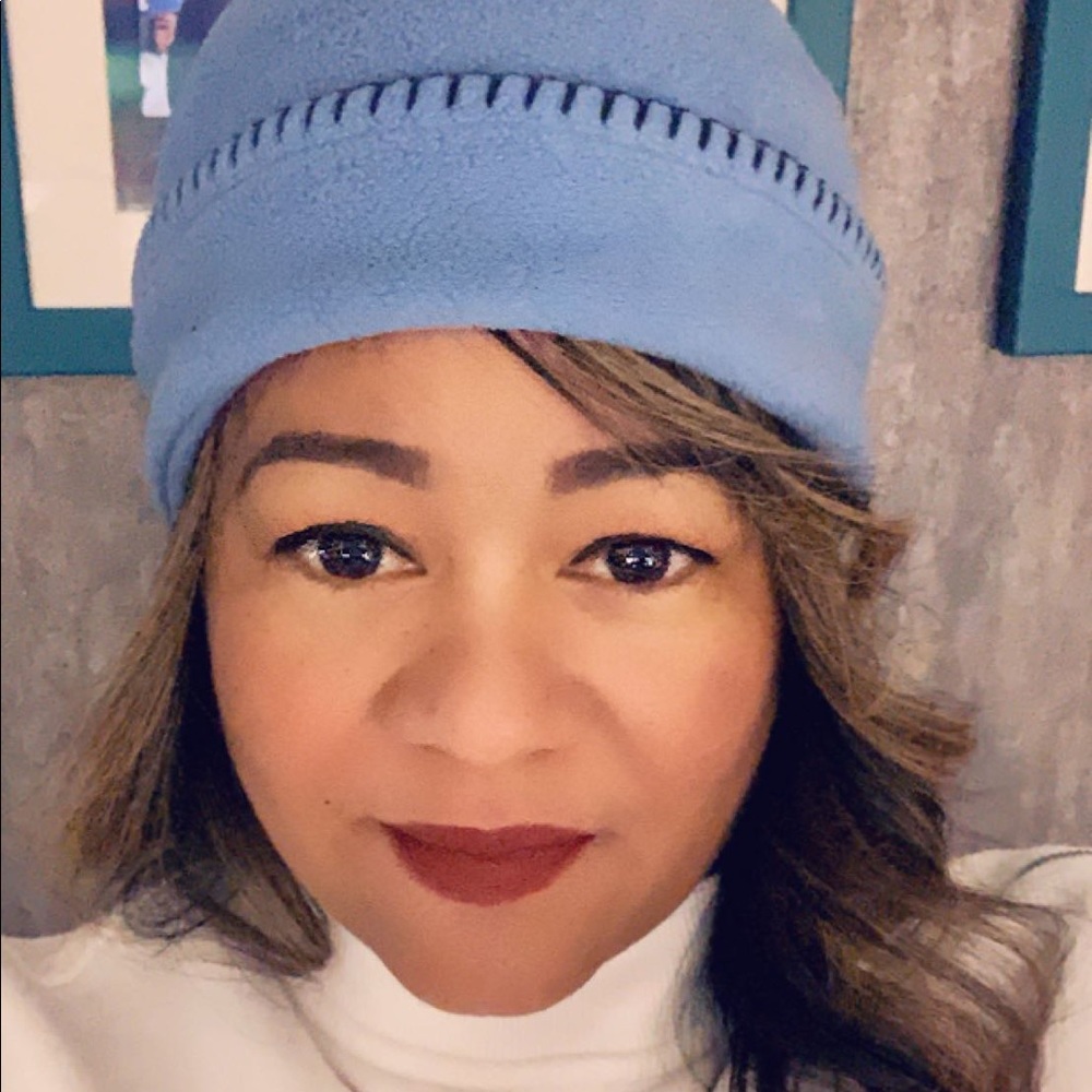 Meet your Posher, Victoria